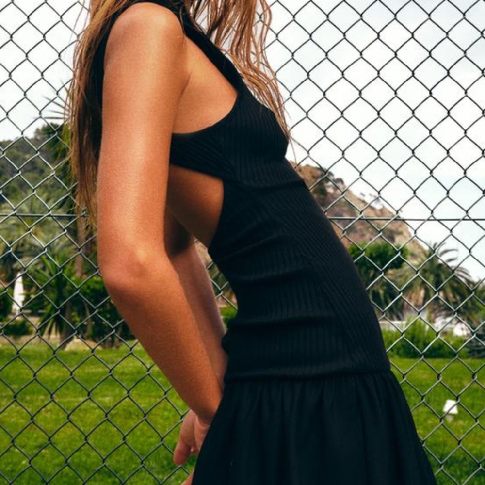 Black ribbed peplum hem tennis mini dress high neck open back - Picture 5 of 7